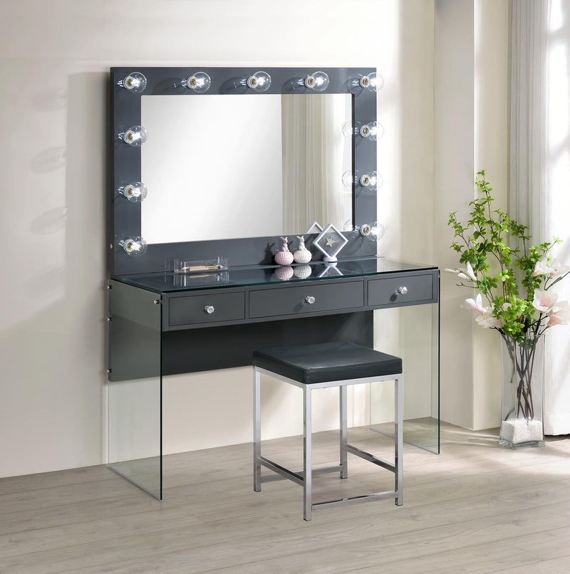 935923 VANITY