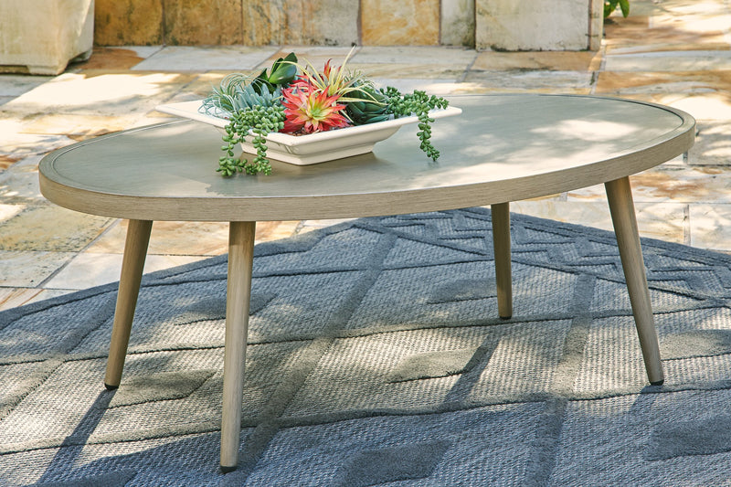 Swiss Valley 2-Piece Outdoor Occasional Table Package